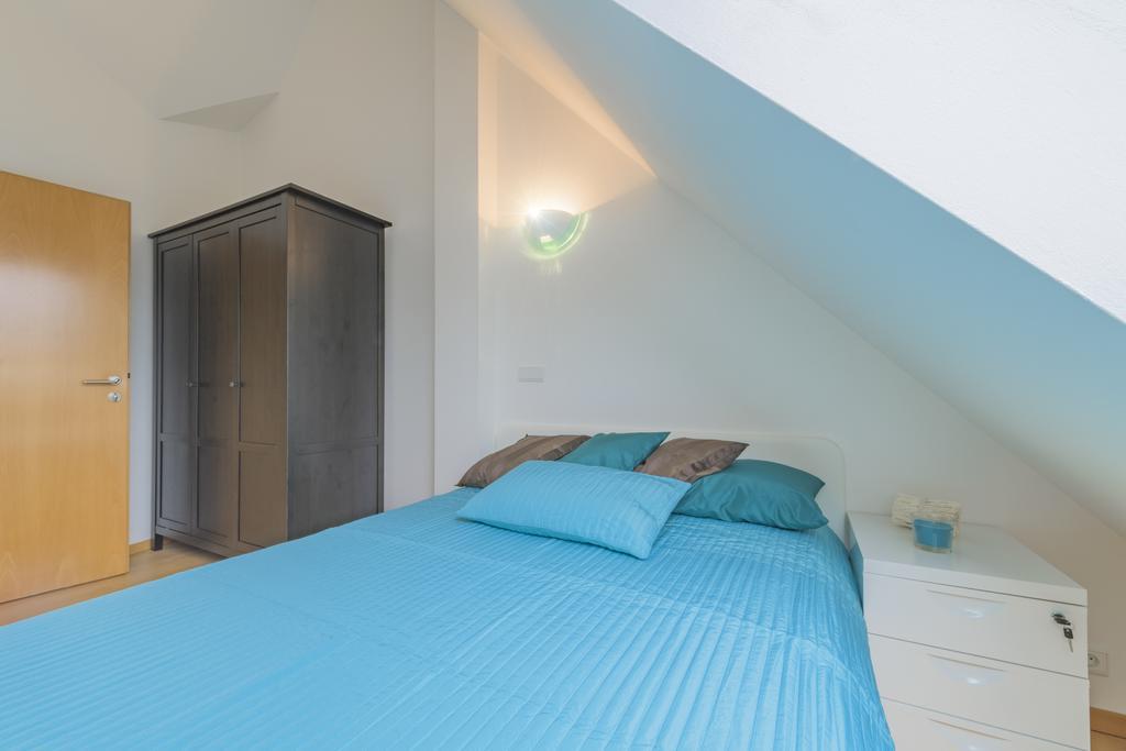 Maisonette Apartment Am Bahnhof - Adults Only Innsbruck Eksteriør bilde