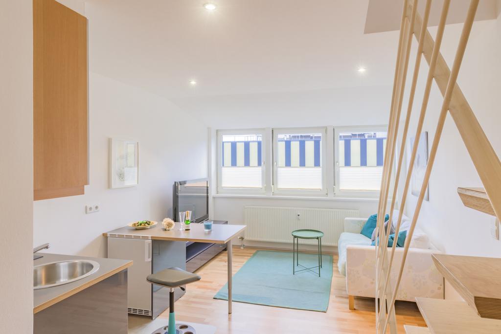 Maisonette Apartment Am Bahnhof - Adults Only Innsbruck Eksteriør bilde