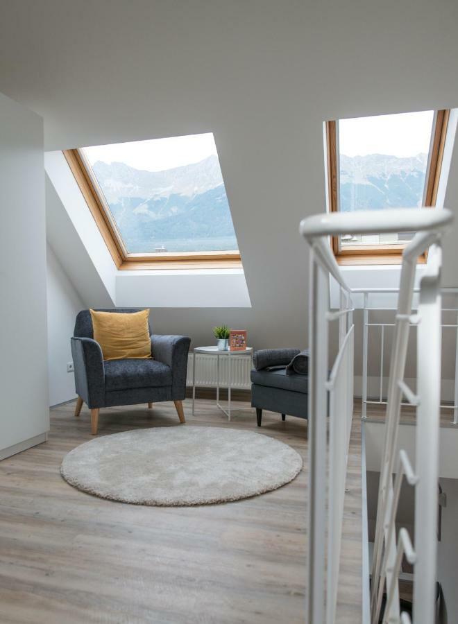 Maisonette Apartment Am Bahnhof - Adults Only Innsbruck Eksteriør bilde