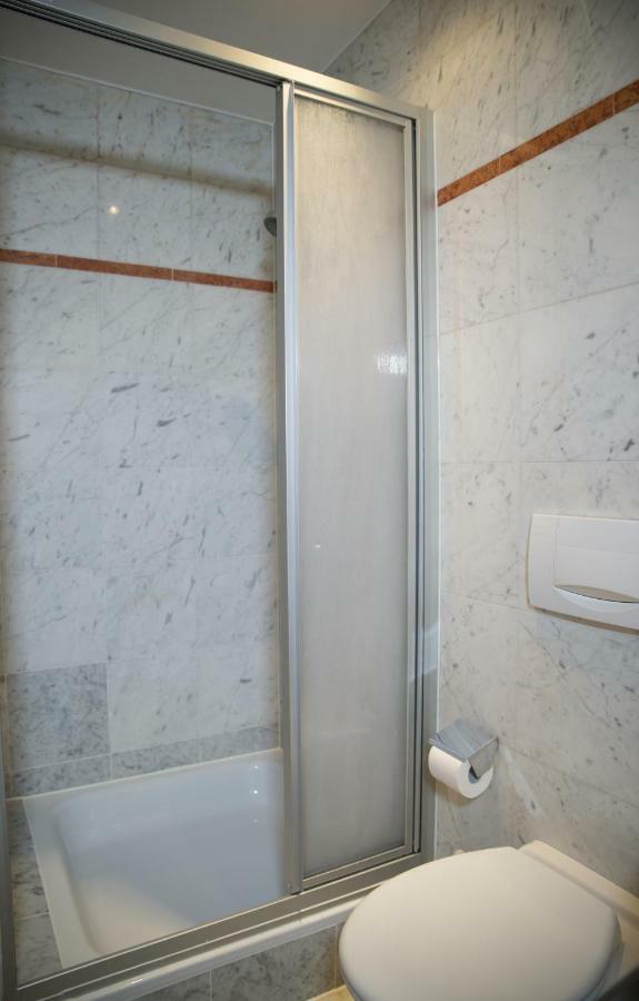 Maisonette Apartment Am Bahnhof - Adults Only Innsbruck Eksteriør bilde