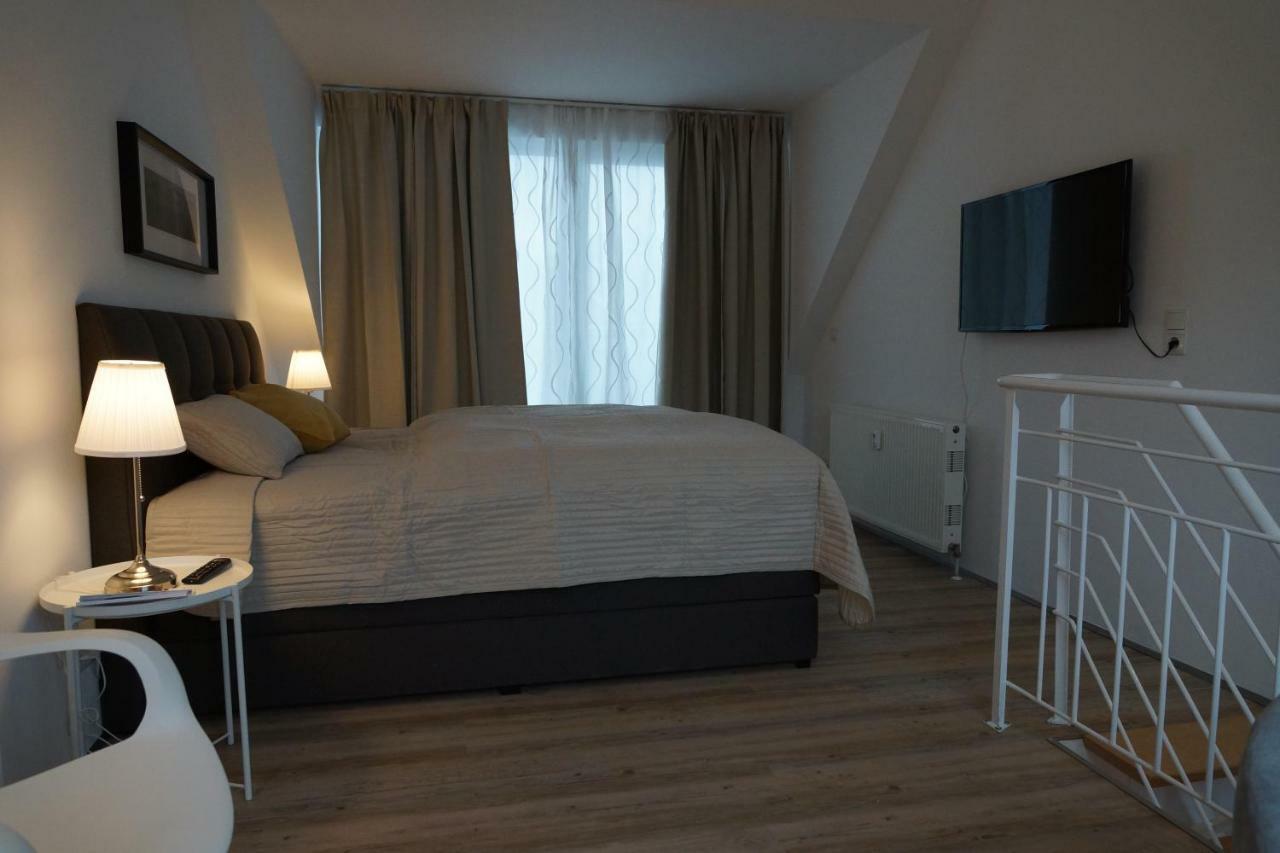 Maisonette Apartment Am Bahnhof - Adults Only Innsbruck Eksteriør bilde