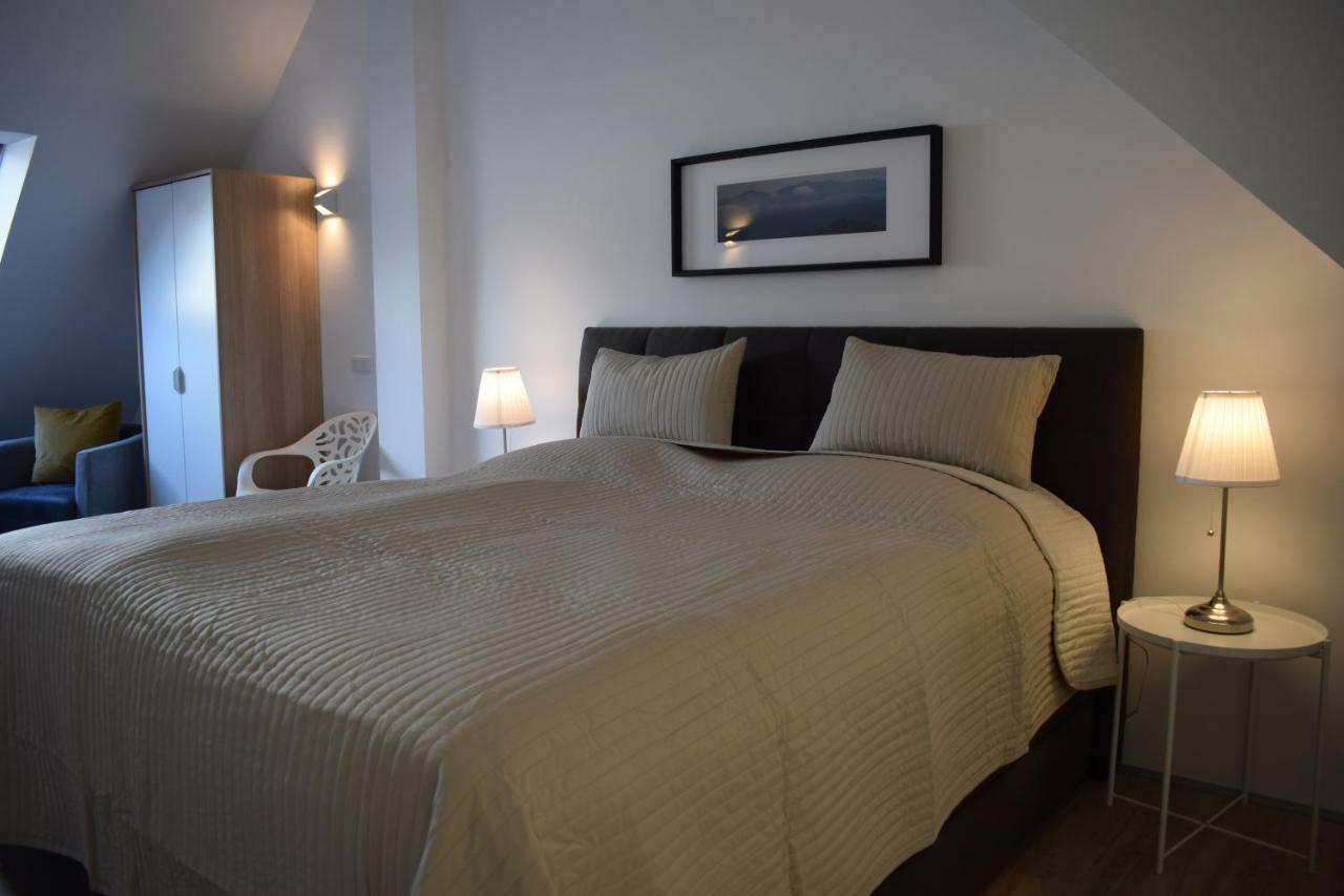 Maisonette Apartment Am Bahnhof - Adults Only Innsbruck Eksteriør bilde