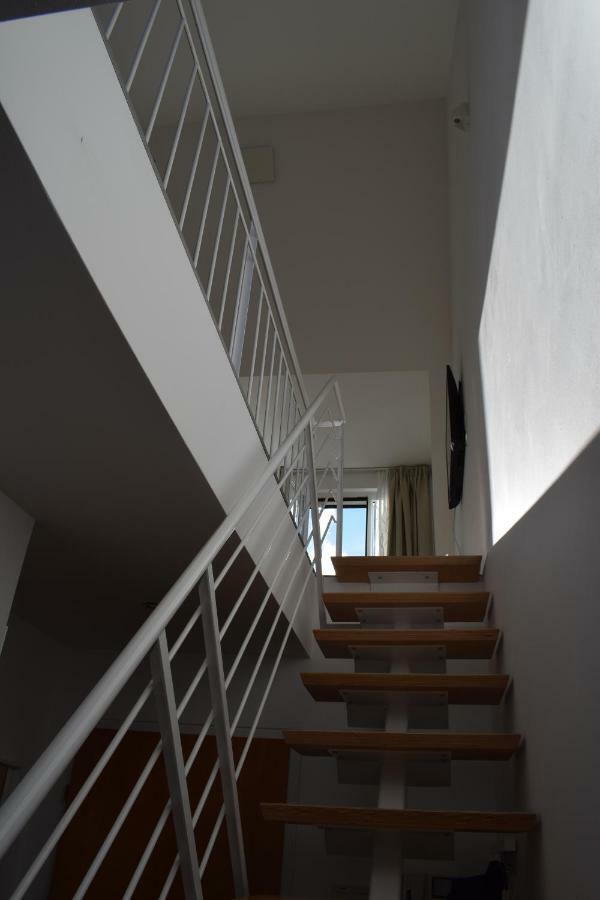 Maisonette Apartment Am Bahnhof - Adults Only Innsbruck Eksteriør bilde