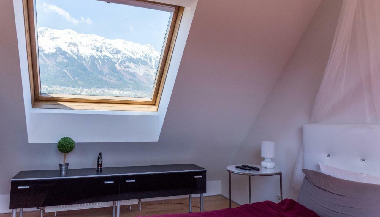 Maisonette Apartment Am Bahnhof - Adults Only Innsbruck Eksteriør bilde